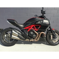 2014 DIAVEL CARBON 'BLACK/RED'
