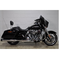 STREET GLIDE 103 (FLHX)