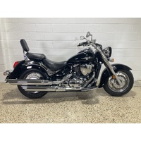 SUZUKI BOULEVARD C50 (VL800)