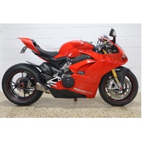 DUCATI PANIGALE V4 S - RED