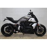 DIAVEL 1260 MY19 GREY