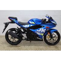 SUZUKI GSX-S125