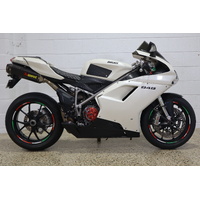 DUCATI 848