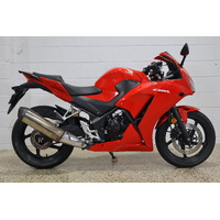 HONDA CBR300R