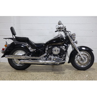 YAMAHA V-STAR XVS650A CLASSIC